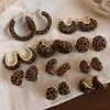 Brincos Geométricos Retrô Outono e Inverno na Cor de Café com Estampa de Leopardo Flockada, Luxo Acessível e Brincos de Alta Qualidade, Brincos Modernos e Elegantes