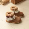 Botas de Nieve para Niñas Zapatos Grandes de Algodón para Niños 2026 Nuevas Botas Cortas Cálidas de Invierno para Niñas Suela Suave Acolchadas con Terciopelo Botas de Invierno Espesas