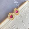 Pendientes de diamantes chapados en oro vintage de la época medieval, elegantes y clásicos, con un toque de viento occidental y retro literario.