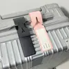 Etiqueta de equipaje de cuero PU de tira larga con tablero hueco para pase de abordar, con tarjeta de papel impresa, cuero engrosado de doble cara, con logo