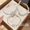 Pulsera Ajustable con Colgante de Flor de Perlas de Zirconia de Diseño Único, Joyería Elegante y Versátil