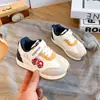 Moda Infantil 2026 Otoño Nuevo Diseño de Bloques de Color Moderno Zapatos para Niños Pequeños Niñas Bebé Versátiles para el Día a Día Zapatos Forrest Gump