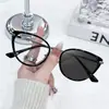 Armações de Óculos de Gatinho de Luxo de Alta Qualidade, Óculos Sem Grau, Estilo Retrô Europeu e Americano, Fotocromáticos, Podem Ser Personalizados com Lentes de Grau, Versátil para um Look Natural