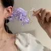 Modernos y Atmosféricos Aretes de Clip Estilo Bosque con Borlas Florales para Mujer, Frescos y Elegantes Aretes de Clip de Playa para Fotografía