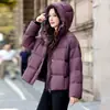 Auténtica chaqueta corta de plumón de alta gama para mujer, nueva de invierno 2026, con capucha, corte holgado, talla petite, prenda exterior gruesa