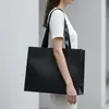 Bolsas de Papel Tipo Tote al por Mayor Transfronterizas para Tiendas de Ropa y Tiendas de Regalos, Bolsas de Cartón Blanco Grueso en Stock, Bolsas Tote sin Logo y sin Cintura