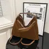 Bolso de Mano Cuadrado Pequeño Estilo Coreano de Moda para Mujer de Este Año, Nuevo Modelo Invierno 2025, Decoración con Correa de Cuero, Bolso de Hombro Versátil, Mochila de Doble Uso