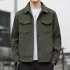 Jaqueta de lapela moderna estilo workwear americano para homens, outono e inverno de 2026, jaqueta superior casual versátil de veludo cotelê com forro de fleece