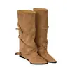 Botas de estilo callejero para chica guapa, nuevo modelo 2026, botas altas de tacón alto con punta para mujer de gamuza, estilo celebridad de internet, con aumento interno de altura, botas largas de moda