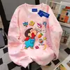 Sudadera Personalizada de Cuello Redondo Holgada y Relajada Estilo Coreano para Mujer en Otoño e Invierno Linda Camiseta Rosa Tie-Dye con Estampado de Crayon Shin-Chan