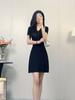 Vestido Preto Pequeno Simples Estilo Francês Moda Verão 2026 Roupas Femininas Elegante Slim Fit Versátil Decote V Ajuste na Cintura Bodycon