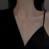 Collar Largo de Gota de Agua Hueca para Mujer Diseño de Nicho Moda Simple Estilo Ins Cadena para Clavícula con Borla Venta al por Mayor
