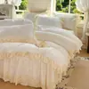 2026 Novo Estilo Francês Luxo Leve Cetim Jacquard Bordado de Renda Estilo Princesa Saia de Cama Conjunto de Quatro Peças