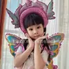 Nueva diadema decorativa de verano con alas de mariposa para niños, banda para el pelo, globo, varita mágica, puesto en el mercado nocturno, gran oferta.