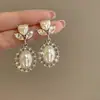 Colgante Vintage Incrustado de Diamantes Pendientes Geométricos, Pendientes Estilo Palacio Retro, Diseño de Nicho, Lujo Ligero y de Alta Gama