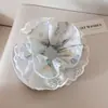Novo Scrunchie de Renda Doce Bordada de Camada Dupla para Coque de Cabelo Acessório de Cabelo Fresco para Mulheres