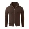 Outono Inverno 2026 Novo Cardigan Casual Masculino com Zíper Gola Alta Tricô Espesso Cardigan de Lã