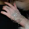 Pulsera Transfronteriza Europea y Americana Ultra Brillante Incrustada de Diamantes, Pulsera de Estilo de Nicho de Lujo Ligero de Gama Alta, Joyería Versátil de Moda Resistente para Mujeres