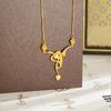 Collar de doble corazón con una flecha de oro y arena de Vietnam para mujer, diseño hueco de nicho, cadena de clavícula de corazón a corazón, joyería al por mayor