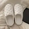 Fábrica de Zapatos Qidan Pantuflas de algodón con lunares estilo japonés para mujer, otoño e invierno, cálidas, antideslizantes, para interior, silenciosas, de suela blanda, pantuflas posparto