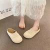 Sapatos Femininos Artesanais de Nicho Verão 2025 Alta Qualidade Meia-Tira Tecidos Vazados Respiráveis Bico Fechado Chinelos Sapatos Femininos da Moda Estilo Birkenstock