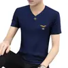Camiseta de Manga Corta de Seda de Hielo Modal para Hombre, Nueva Camiseta de Verano de Secado Rápido con Cuello en V de Media Manga Ajustada Fina para Hombres Jóvenes