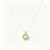 Collar de clavícula de perlas de agua dulce naturales minimalista europeo y americano, nuevo diseño irregular con un toque de alta gama, collar de perlas de nicho de lujo ligero