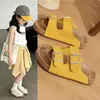 Pantuflas Birkenstock súper populares de suela gruesa para aumentar la altura para niñas, nuevo modelo de verano 2026 para niños, sandalias casuales sin cordones