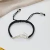 Pendente de Novo Produto Transfronteiriço com Corda Trançada Ajustável para Mulheres, Versátil, Padrão de Tesoura em Aço Inoxidável, Pulseira, Pronto para Venda