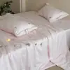 Suavidad para ti Manta de Verano Suave Bow 60 Piezas Tencel Lavado Juego de Cuatro Piezas en Rosa Suave con Bordado Juvenil Ropa de Cama
