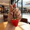 Llavero Colgante de Fresa Artificial de Resina, Lindo Colgante de Bolsa de Fresa Roja, Regalo de San Valentín, Accesorio de Fruta