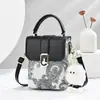 2025 Bolso Cruzado Pequeño Acolchado de Moda Estilo Chanel Transfronterizo Nuevo Texturizado de Nicho para Mujer