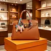 Fábrica de origem lenço de seda pingente de pônei bolsa de platina bolsa Kelly bolsa de mão de luxo bolsa versátil de ombro e transversal para mulheres