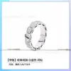 Anillo Baojia de Gama Alta Blanco con Incrustaciones de Diamantes y Madreperla, Ancho con Forma de Serpiente y Cabeza de Serpiente, Moderno y Único, Estilo Lujo Ligero de Nicho Anillo Hueso de Serpiente