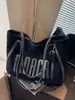 Bolsa Tote Popular Retro Fosca Transfronteiriça Grande Capacidade Feminina 2025 Nova Versátil para o Trabalho Ombro Axila
