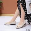 532 Sapatos de Mãe Femininos Verão Planos para Pessoas de Meia-Idade e Idosas com Solas Macias, Confortáveis e Não Cansativos para os Pés, Bico Quadrado Versátil com Feijões de Saia