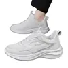 Tenis de tracción para hombre, nuevo modelo primavera 2026, zapatillas de correr de cuero versátiles de suela gruesa para parejas, tenis blancos para hombre ZM