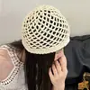 Gorro de Ganchillo con Patrón Hueco Tejido para Mujer, Color Sólido Versátil de Primavera y Verano, Moda Estilo Coreano, Gorro de Lana Pullover con Parte Superior Redonda