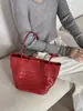 2026 Nuevo Bolso Cesta Tejida de Piel de Oveja, Bolso de Hombro de Cuero Genuino de Gama Alta de Nicho, Bolso Tote Vintage para Mujer, Venta al por Mayor de Fábrica