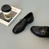 Zapatos de Mujer de Cuero Suave Estilo Retro con Punta Redonda y Tacón Medio 2026 Primavera Nuevos Mocasines de Cuero Genuino con Tacón Grueso y Hebilla Metálica