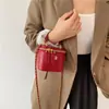 Bolsa bordada acolchoada com padrão losango de alta qualidade para mulheres, novo estilo 2026, bolsa transversal versátil e elegante, bolsa de mão super badalada, bolsa tote pequena