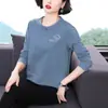 Top Sencillo de Manga Larga para Mujeres de Mediana Edad, Estilo Mamá, Blusa que Favorece la Figura, Camiseta Nueva de Cuello Redondo y Manga Larga para Mujer, Primavera y Otoño 2026