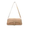 Bolso pequeño texturizado de alta calidad al por mayor para mujer, nuevo modelo de verano 2026, bolso de hombro con retazos de color liso, bolso de axila para el día a día
