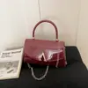 2026 Gran Capacidad Casual Color Sólido Primavera/Verano Nuevo Diseño Personalizado Moda Tendencia Cadena Bolso de Mano Bolso Cruzado Pequeño Cuadrado