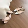 Sapatos femininos estilo francês de bico fino, nova coleção outono 2026, bico fino, com tachas, de calçar, sapatinhos de couro, flats femininos, mocassins elegantes