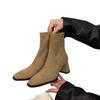 Botins de Cano Curto Estilo Coreano de Salto Alto Botas de Camurça Sapatos Femininos 2025 Novo Outono e Inverno Forrado com Lã Bico Quadrado Botins Curtos Slim