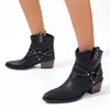 Botines versátiles de tacón alto disponibles en stock del fabricante, resistentes al desgaste, antideslizantes, con tacón grueso, hebilla de anillo metálico con remaches para mujer, populares en verano en Europa y América