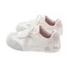 Moda Casual de Malha para Treinamento Alemão, Sapatos Fofos Estilo Cartoon Feminino para Comércio Transfronteiriço - Coleção Primavera/Verão 2026