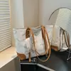 Bolsa de Hombro Grande de Lona para Viajes de Primavera y Verano 2025 con Estampado Bolso de Mano de Moda de Gama Alta para Mujer