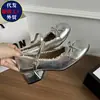 Impresionantes zapatos de mujer de cuero con tacón grueso, nuevo estilo francés de primavera 2026 con lazo, inspirados en el ballet, adecuados para combinar con faldas, zapatos Mary Jane JK